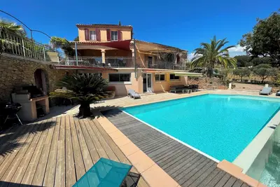 Image de Villa 5 chambres, piscine chauffée, pétanque, wifi
