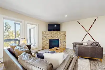 Image de Dog-friendly mountain condo with pool & washer/dryer, sleeps 2