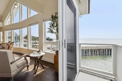 Image de Ocean Front Property in the \"Heart of Capitola Village\" with Monterey Views