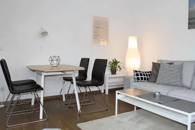 Image de Appartement-Moderne-Salle de bain privée-Balcon