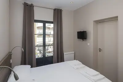 Image de Bord'O Appart - Hoya Bella Hibiscus 2me - Arcachon