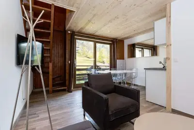 Image de Duplex au coeur de Megève avec Balcon! #R303