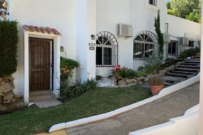 Image de 2 Bedroom-Appartement-Salle de bain privée séparée-Vue mer