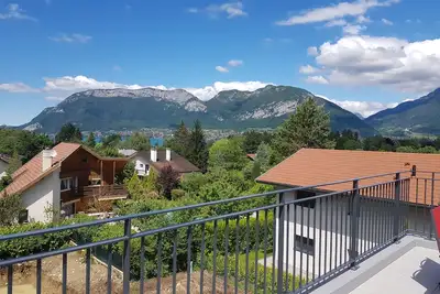 Image de Appartement moderne Terrasse avec A C