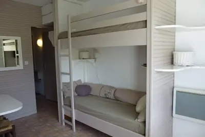 Image de Studio confortable avec balcon et casier à skis, 4/6 personnes, au pied des pistes