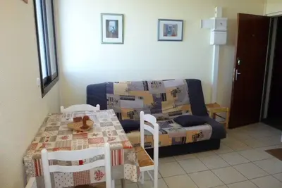 Image de Appartement cosy, accès direct pistes, 5-6 pers. , casier à skis, fondue & raclette, parking gratuit