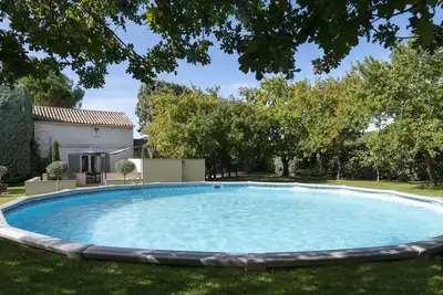 Image de Maison charmante avec piscine