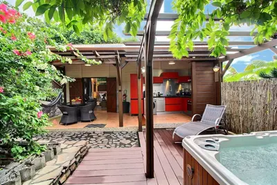 Image de Villa P'tite anse - spa privé