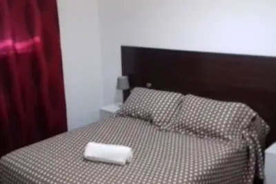 Image de Appartement-Moderne-Sdb privée avec douche-Terrasse-3d