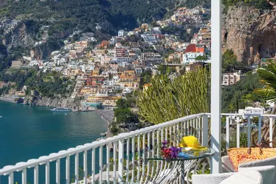 Image de Villa Le Sirene with Private Jacuzzi, Sea View