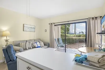 Image de Escape to the beach!