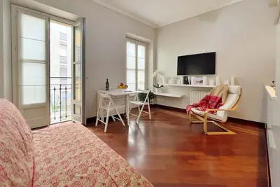 Image de Corso Venezia - Elegant 1 Br apt with shared rooftop terrace in the heart of Milan