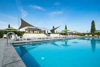 Image de Magnifique maison de vacances privée avec Wifi, piscine, climatisation, Tv, terrasse et parking