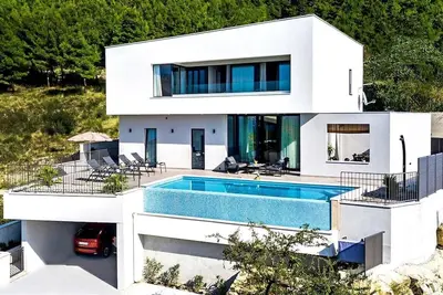 Image de Excellente Villa Omis | Villa Nemire Prestige | 4 chambres | Superbe vue sur la mer | Design moderne