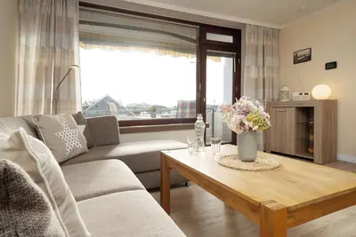 Sailboat apartment with balcony at Haus Strandburg in Grömitz