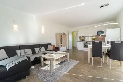 Vacation apartment 5 with balcony at Blankwasserweg 11 in Grömitz