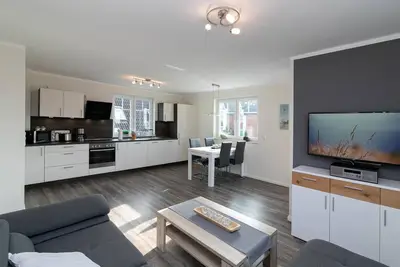 Apartment Meerzeit 4 with balcony incl.