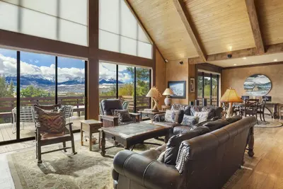 Image de Mountain Retreat-Amazing Views-Gourmet Kitchen-Air Conditioning Str2025-062
