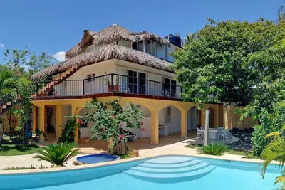 Image de Traditional bed&breakfast steps from kite-surfing beach