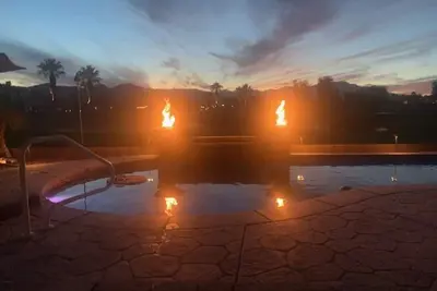 Image de View! View! View! Facing Mountains! Your Ultimate Desert Getaway