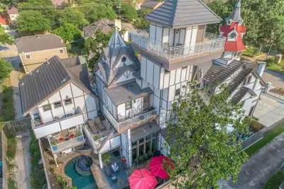 Image de This property is featured in the book \"111 Places in Houston You Must Not Miss\"