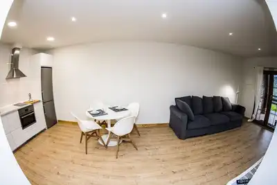 Image de Appartement-Confort-Salle de bain privée séparée-Vue ville