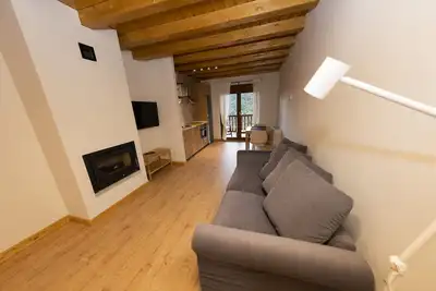 Image de Duplex-Appartement-Salle de bain privée séparée-Terrasse
