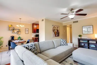 Image de Ground Floor Private Patio with Bbq! 30 Night Min!