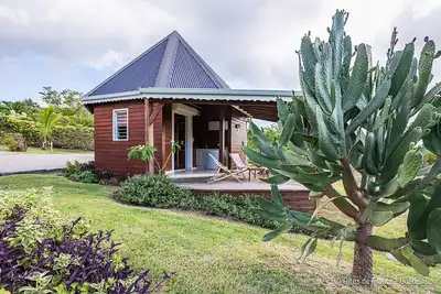 Image de Paradise Bay Bungalow cosy bord de mer et piscine