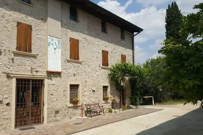 Image de Amazing Historical Country House