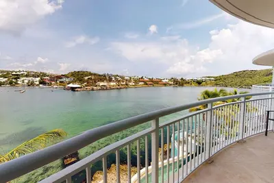 Image de 2 Bedroom 2 Condo in Oyster Bay