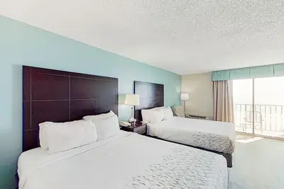 Image de Carolinian Beach Resort 5th-floor oceanfront studio with pool, hot tub, & Ac