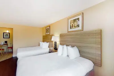 Image de 6th Floor Partial Coast View Studio w/ WiFi, Ac, Pool/Hot Tub