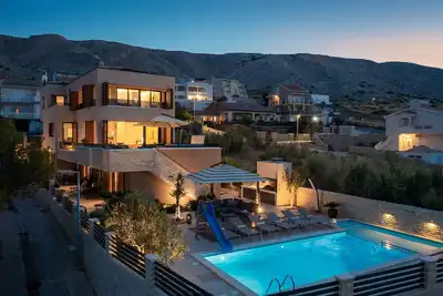 Image de Villa Emma on Island Pag for 14 persons with sea view, wellness & pool heating