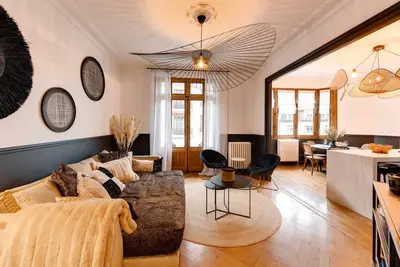 Image de Les Ilots - Joseph Blanc: Apt 2 ch. au bord du Lac, wifi & balcon