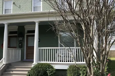 Image de Trendy Duplex Close to Beach and Mason Ave