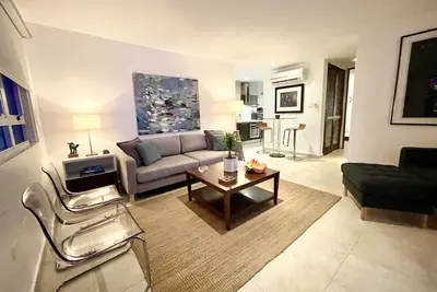 Image de Tropical Modern Apt in Ocean Park Gated Community