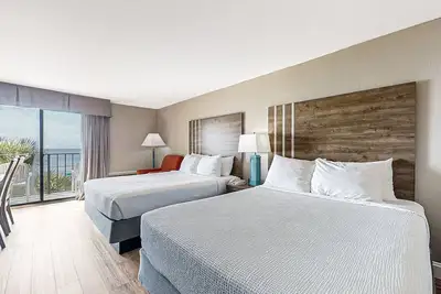 Image de 3rd-floor oceanfront studio with Ac, pool, hot tub & lazy river