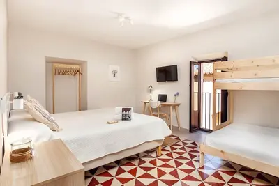 202 Family - Apartments Plaza Mayor 35