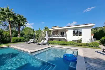 Image de Villa Bleu de Mougins – Villa de luxe avec piscine chauffée près de Cannes