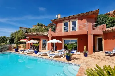 Image de Vue à Couper le Souffle depuis la Villa Horizon Sainte-Maxime