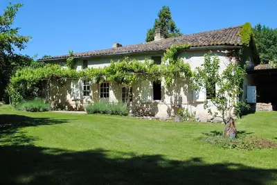 Image de Idyllic and rustic cottage in stunning grounds with private terrace
