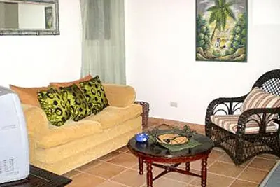 Image de 1bd condo with pool, steps from Escondido beach