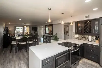 Image de Amazing Condo with Luxurious Design and Comfort!
