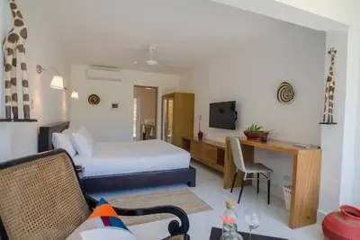 Image de Bedroom in beachfront resort, Dominican meals available
