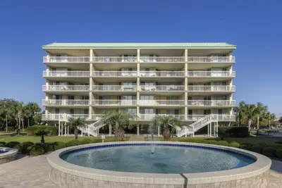 Oceanfront condo with beautiful views and pool access located in Litchfield By the Sea.