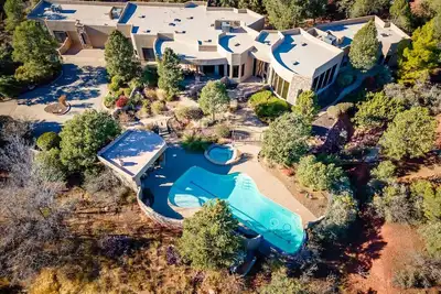 Image de Rolling Sedona Paradise 4 Bdrm, 4. 5 Ba, Pool