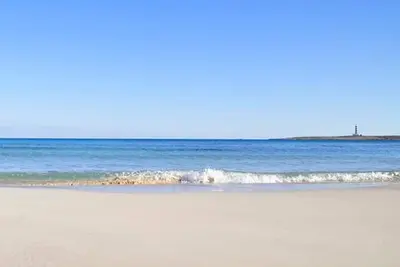 Image de Maison idéale Famille, 100 m à pied de la plage, tous commerces et activités.