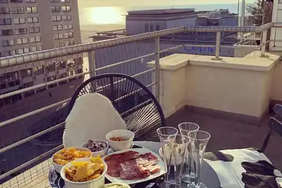 Image de Bel Appartement Deux Chambres Avec Terrasse