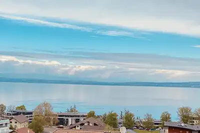 Image de Superbe vue lac-Appartement T3 équipé avec parking -Idéalement situé